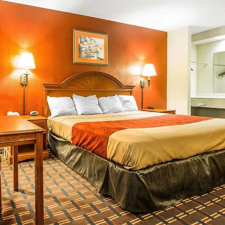Rodeway Inn Montpelier Екстериор снимка