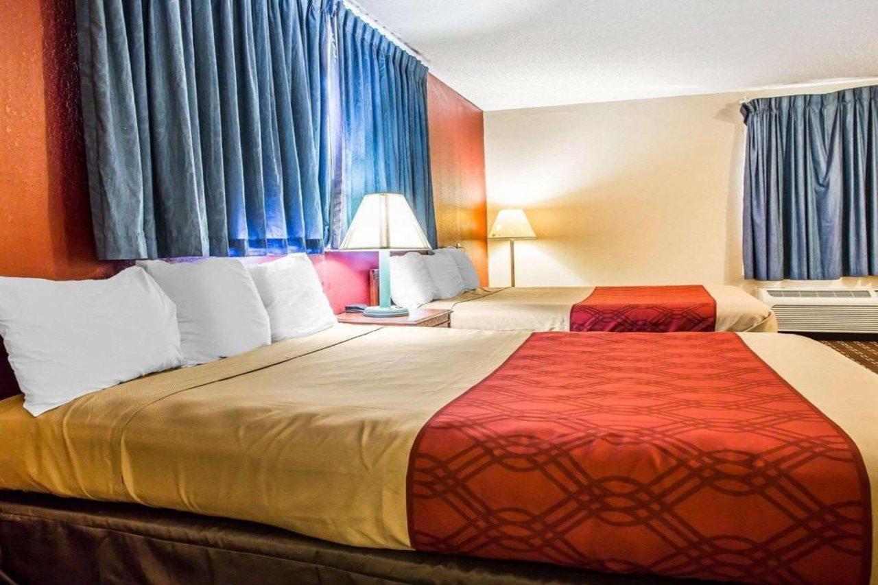 Rodeway Inn Montpelier Екстериор снимка
