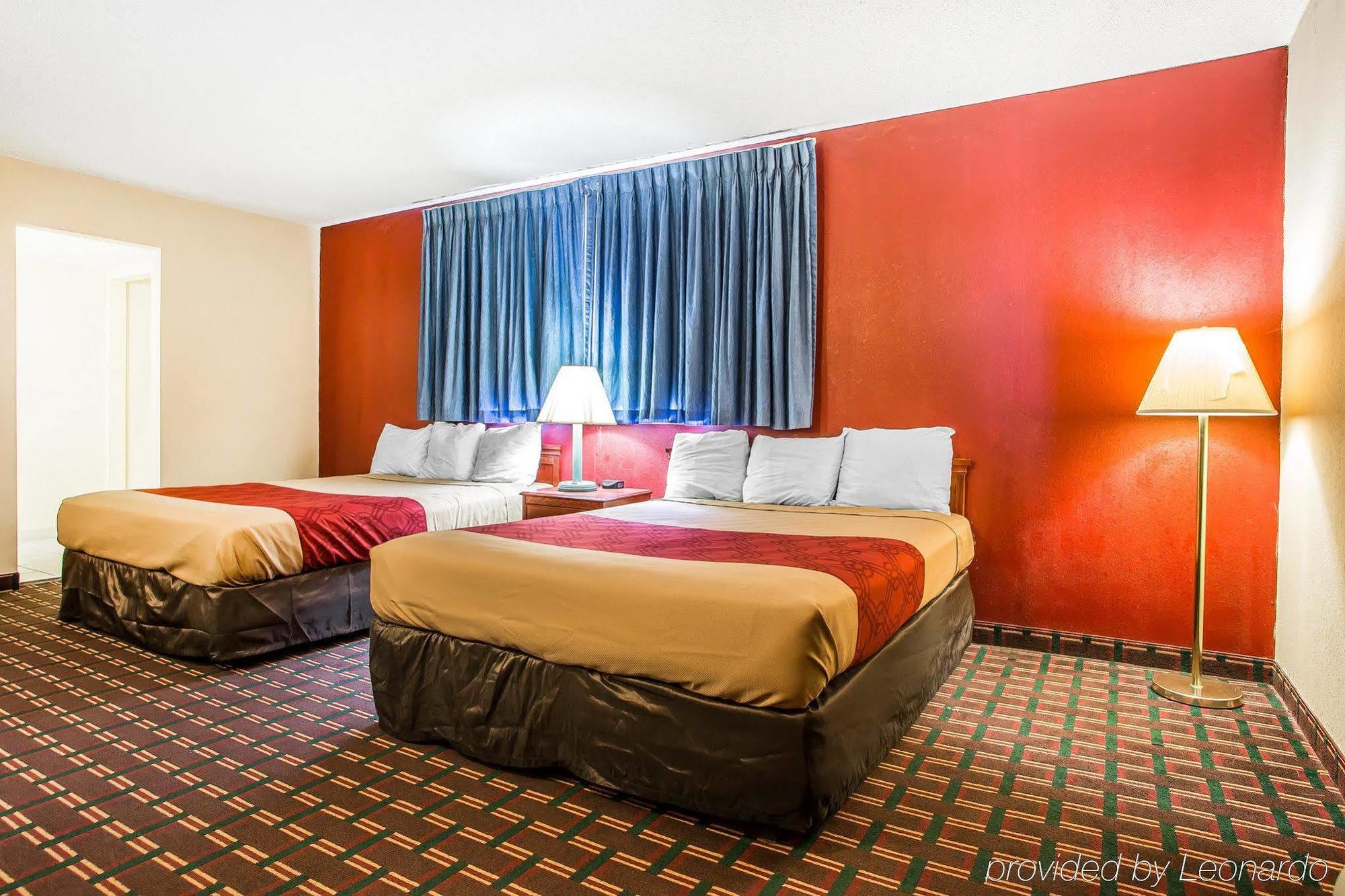 Rodeway Inn Montpelier Екстериор снимка